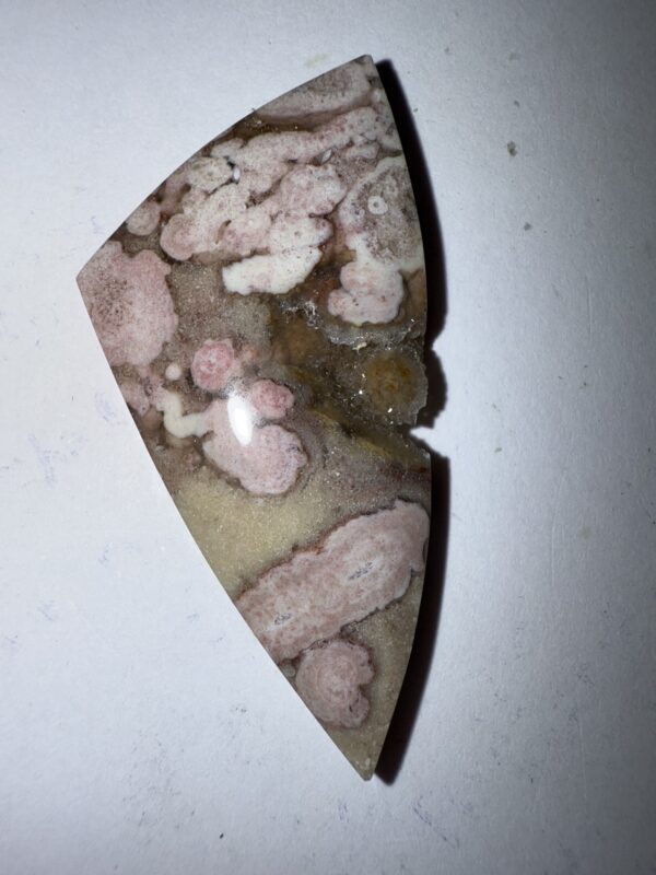 Flowering Quartz w Druzy (1065)