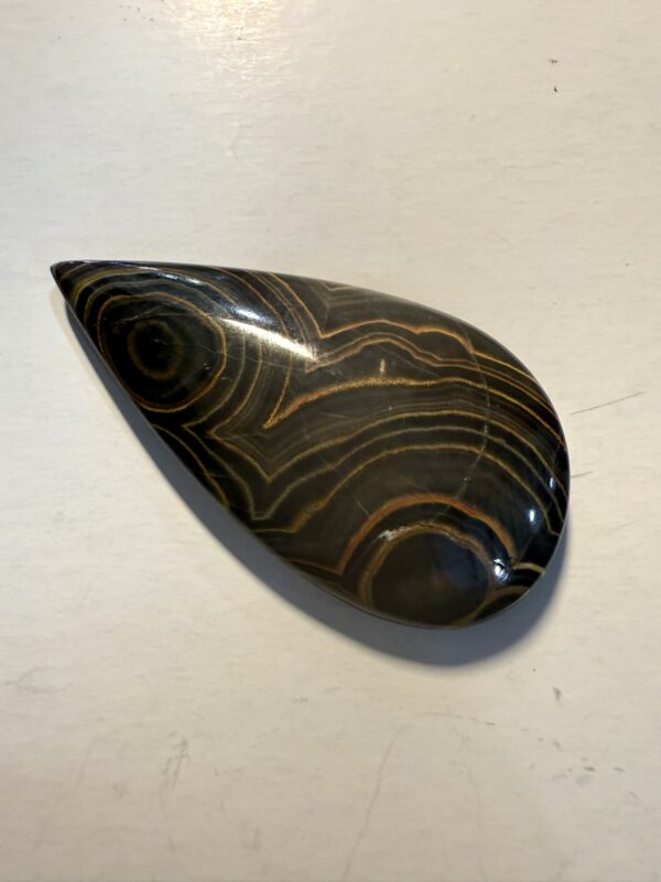 Black Flowering Tube Onyx (233)