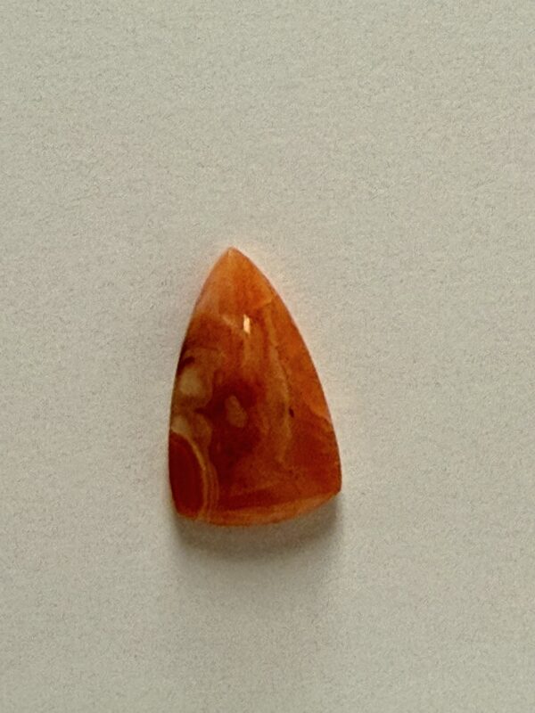 Carnelian “tender soul” cab (055)