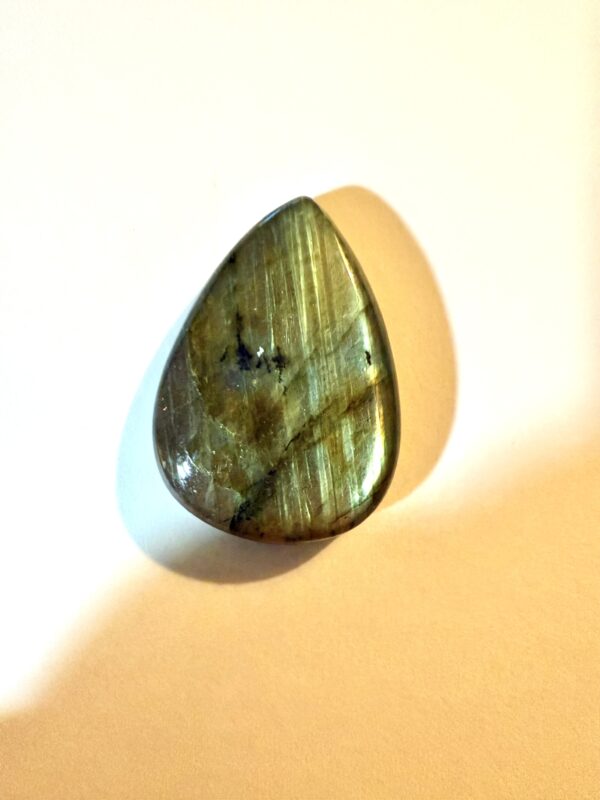 Labradorite Cab (217)