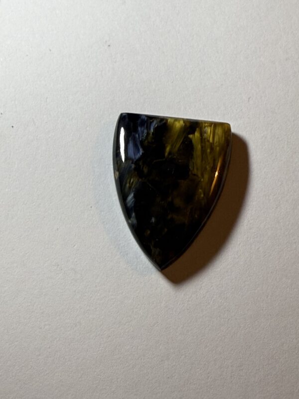 Pietersite (921)