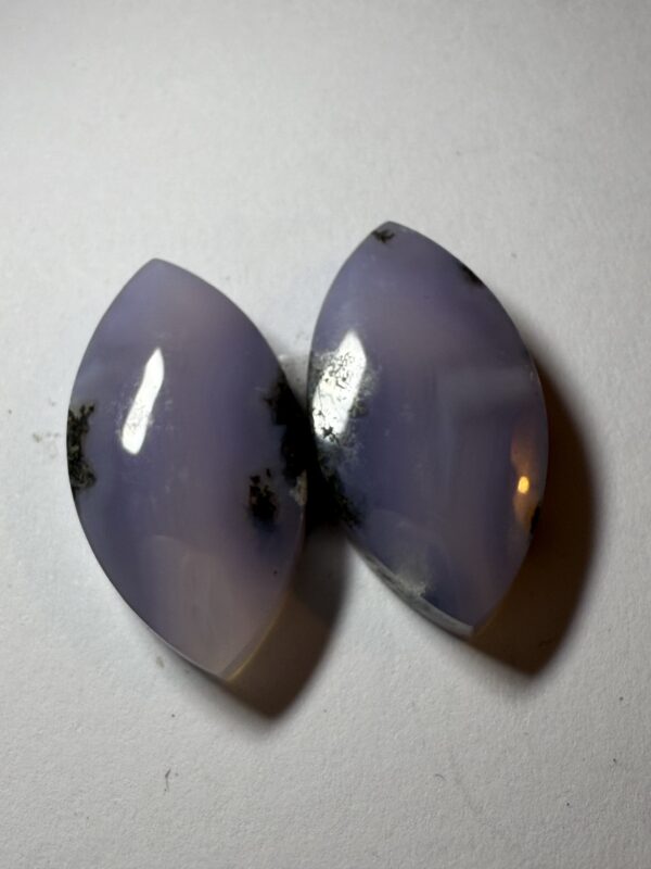 Purple Chalcedony (915)